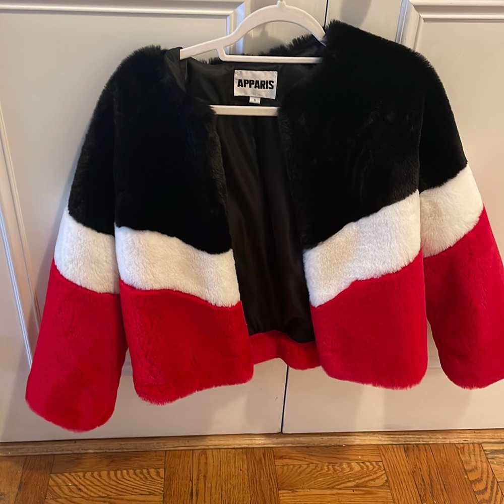 APPARIS Colorblock faux fur jacket